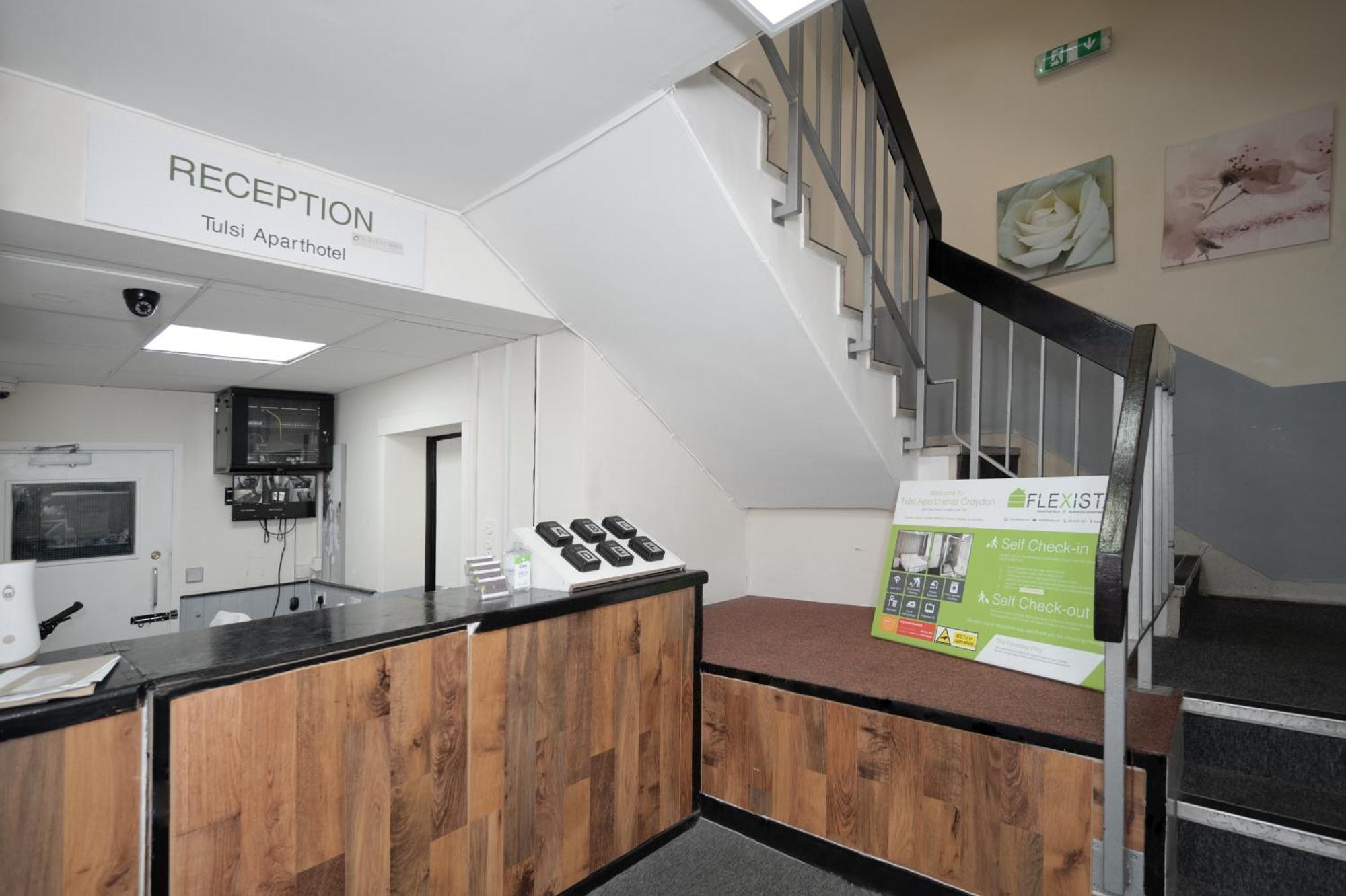 Flexistay Tulsi Aparthotel Κρόιντον Εξωτερικό φωτογραφία